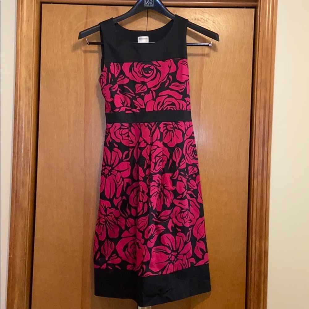 Motherhood Maternity Dress